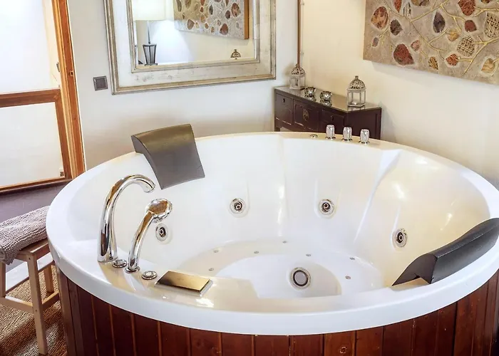 El Naturalista - Sitios De Aravalle Casas del Abad